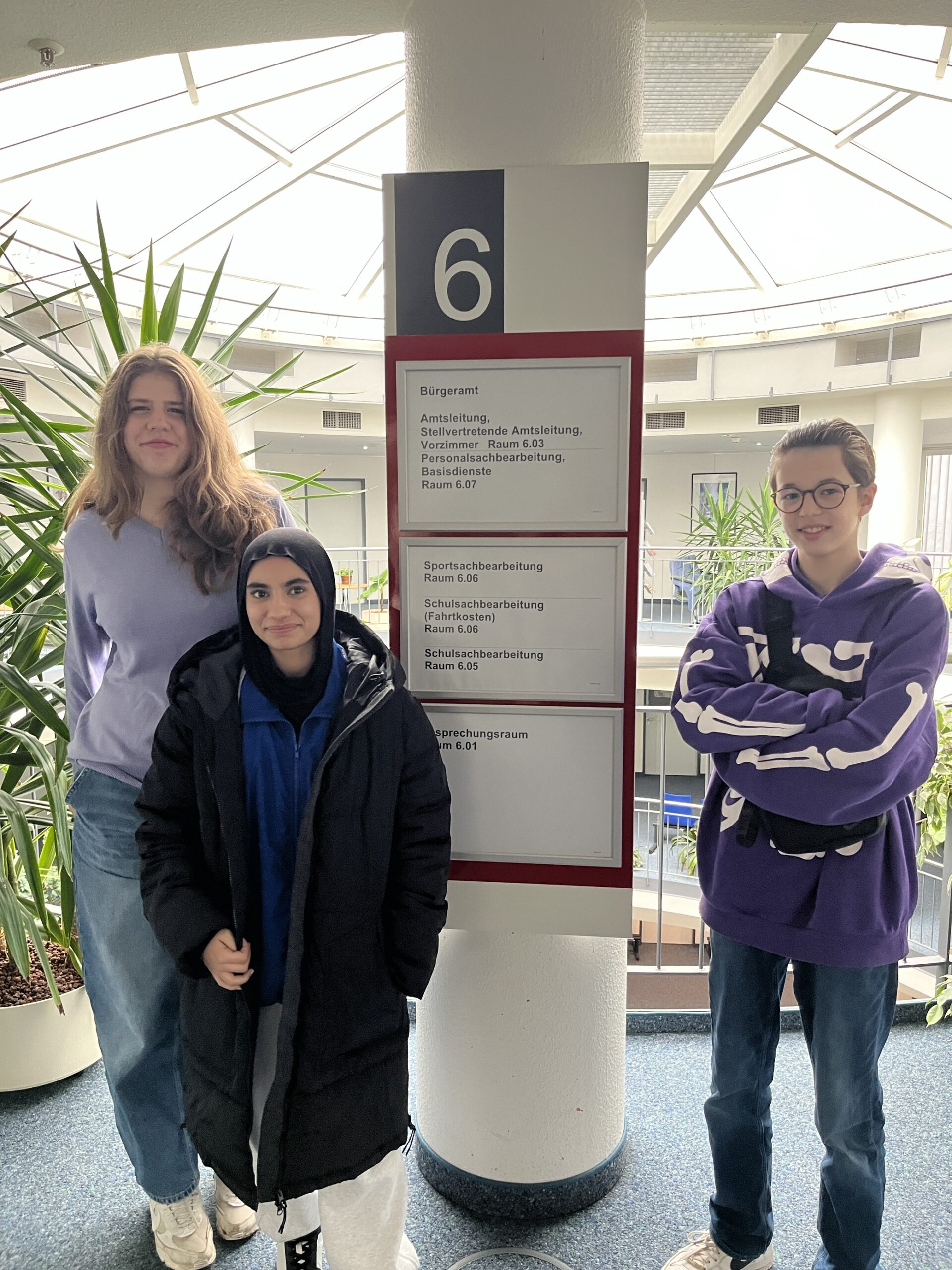 Vhs Im Bezirksrathaus Nippes Unterrichtsgang zum Bezirksrathaus Nippes – Edith-Stein-Realschule Köln
